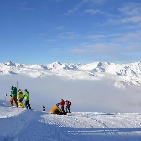 Lägenhet Cozy For Groups Veysonnaz